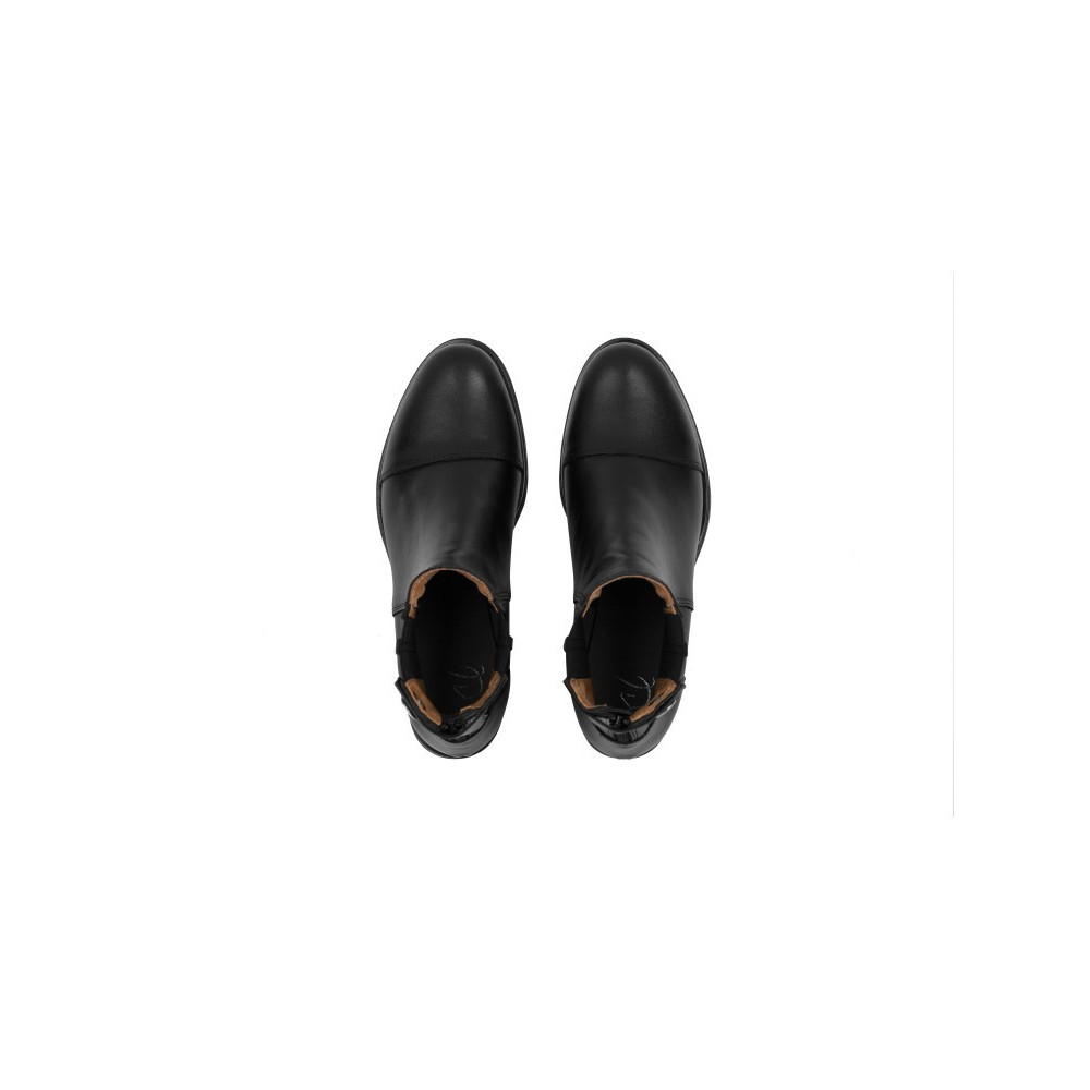 Sztyblety Tara Rusttler