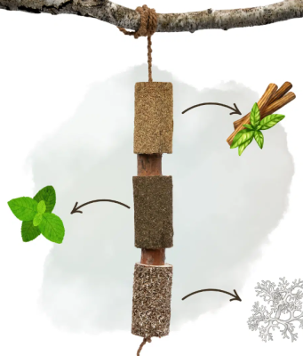 Potrójnie ziołowy gryzak drewniany dla koni